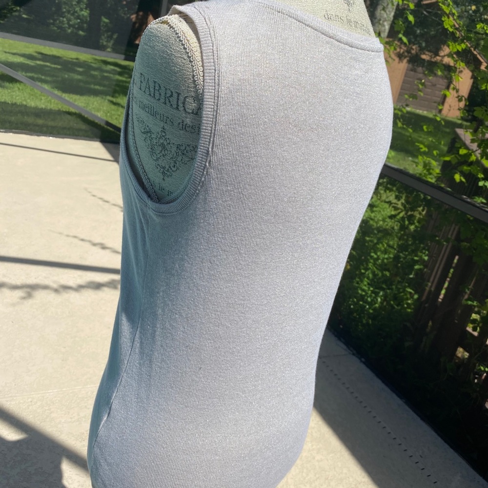 Chico’s Shimmer Tank - Picture 4 of 5